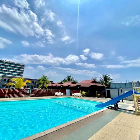 Langgura Baron Resort Pantai Cenang  Zewnętrze zdjęcie