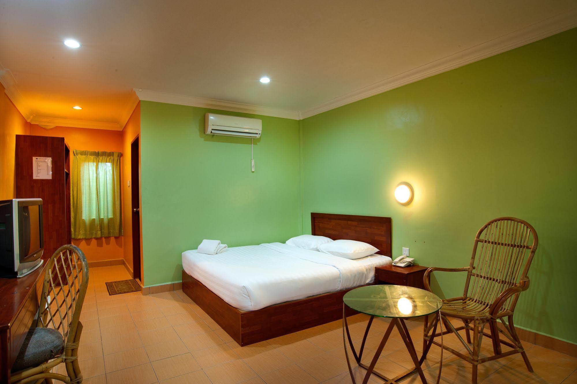 Langgura Baron Resort Pantai Cenang  Zewnętrze zdjęcie