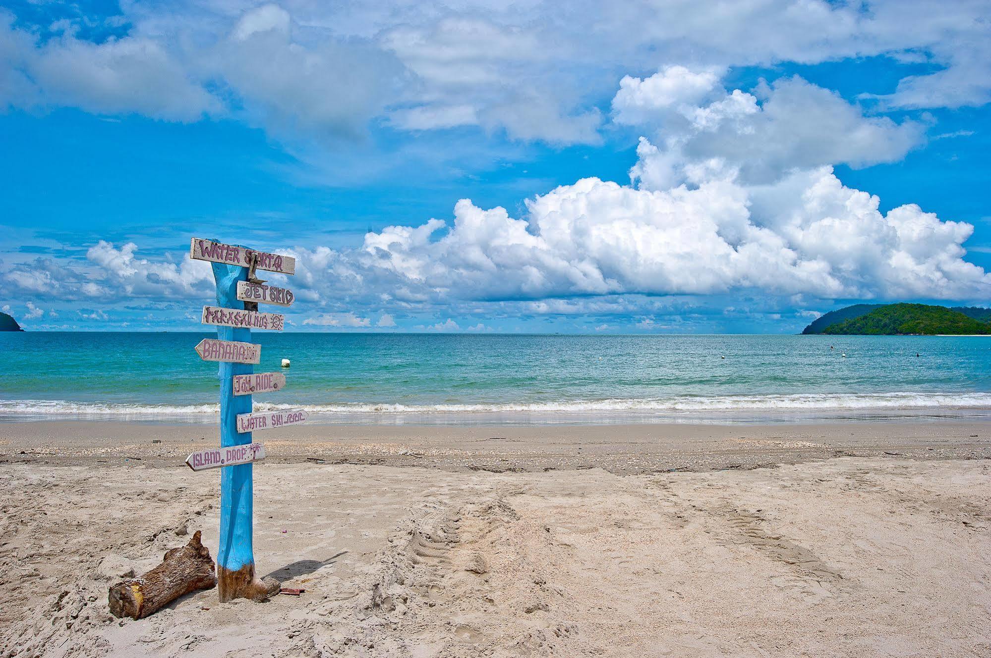 Langgura Baron Resort Pantai Cenang  Zewnętrze zdjęcie